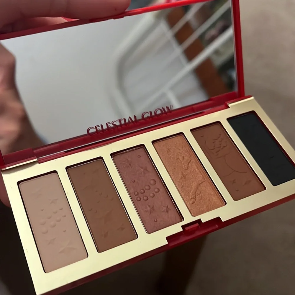 Estee Lauder Makeup Bundle! - Picture 9 of 9